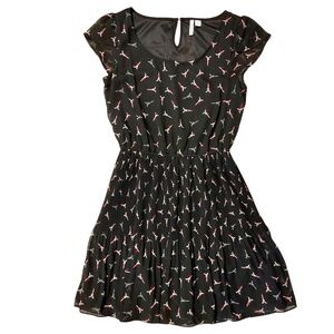 Elle Dress Size S Juniors Chiffon Black Cap Sleeve Semi Pleat Eiffel Tower Paris